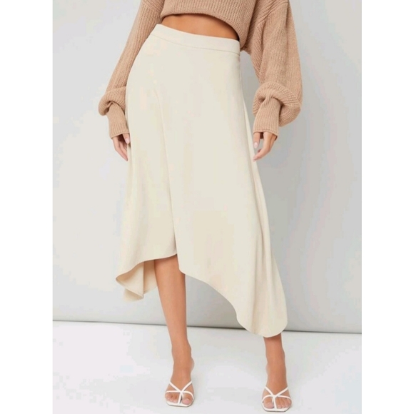 Dresses & Skirts - Asymmetrical Skirt
